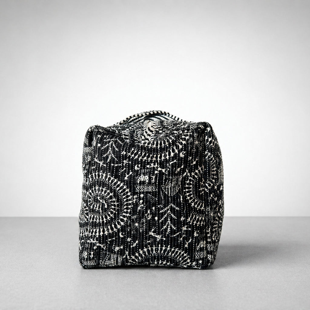 Thari Quilted Cotton Duffle Bag - Black Heritage Motif Print Artisanal Travel Bag
